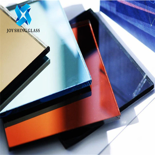 Gli strati di vetro dello specchio colorati oro personalizzano la dimensione per l'hotel/appartamento