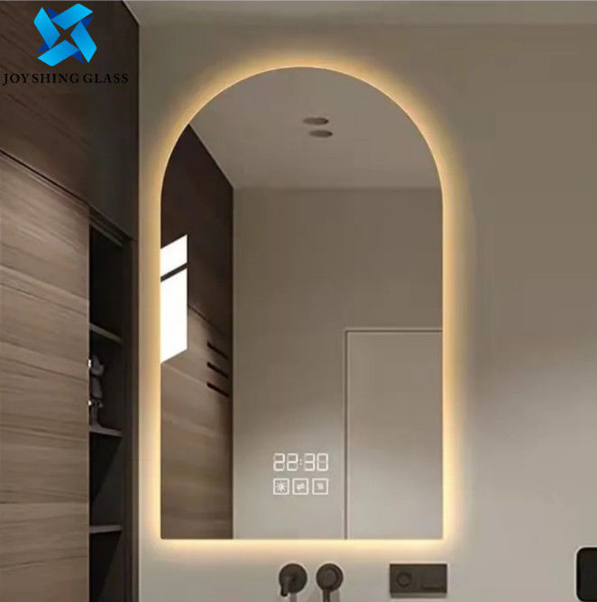 La vanità ha acceso gli specchi fissati al muro per la decorazione dei bagni, specchio del LED