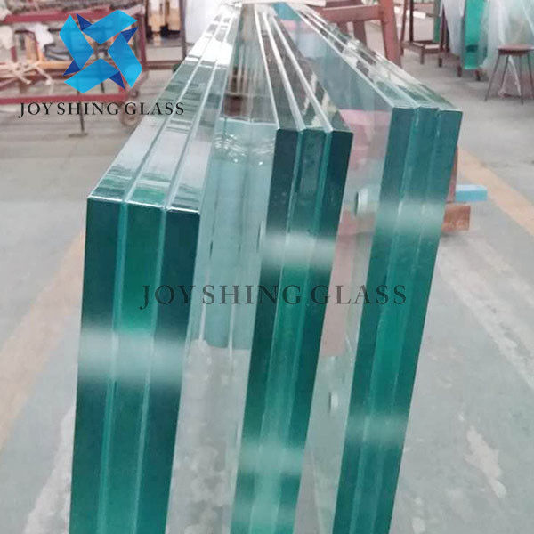 Il vetro laminato temperato riveste 2mm 3mm 4mm 5mm 6mm 8mm 10mm 12mm 15mm 19mm