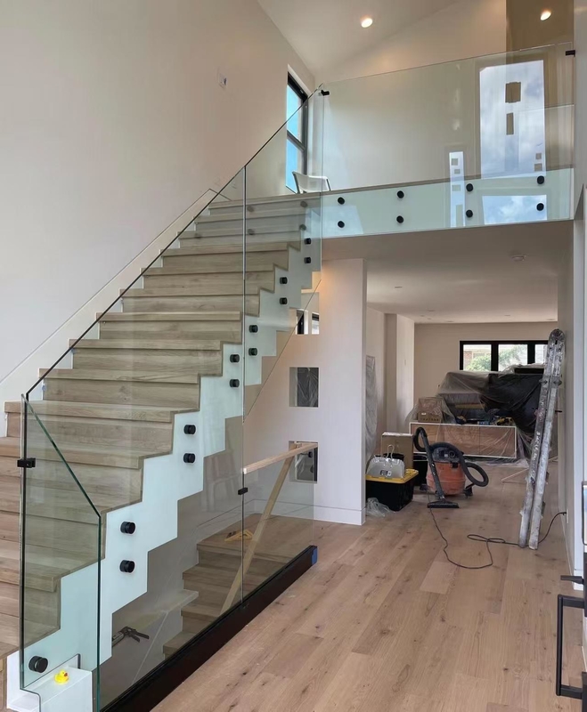 Ringhiera in vetro per piscina, Recinzione, Porta della doccia, Balaustra, Parete divisoria, Curvo, Sgp laminato, Antiproiettile, Smaltato, Colorato, Vetro decorato