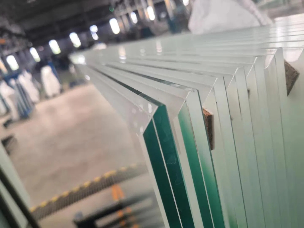 Vetro temperato di sicurezza laminato curvo piatto da 3mm 12mm, isolante, antiproiettile, per edilizia, solare, per finestra, porta, mobili, bagno, macchina, prezzo